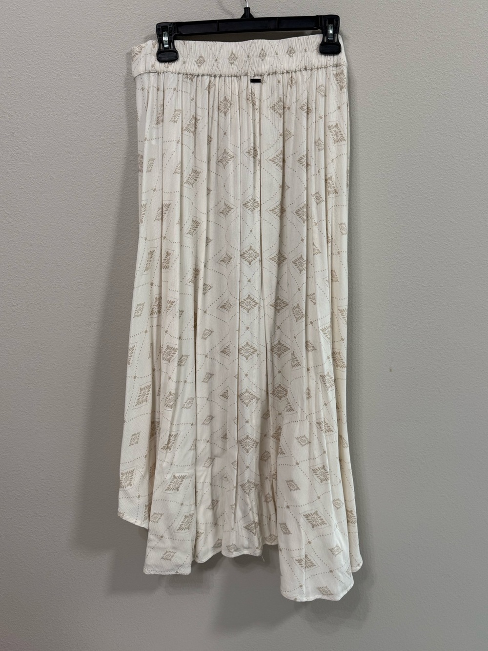 O’Neill Marnie Sabrina Tile Maxi Skirt Size M Boho Flowy Cream - Picture 3 of 5